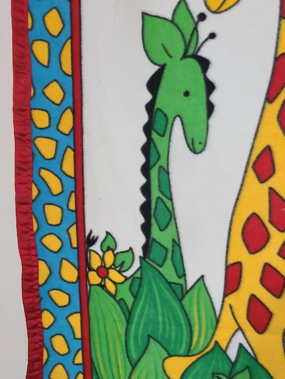 Kids Giraffe Print Wall Tapestry - Multicolor